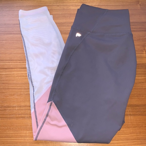 Fabletics Salar Mesh PowerHold gray pink white leggings - Picture 3 of 5